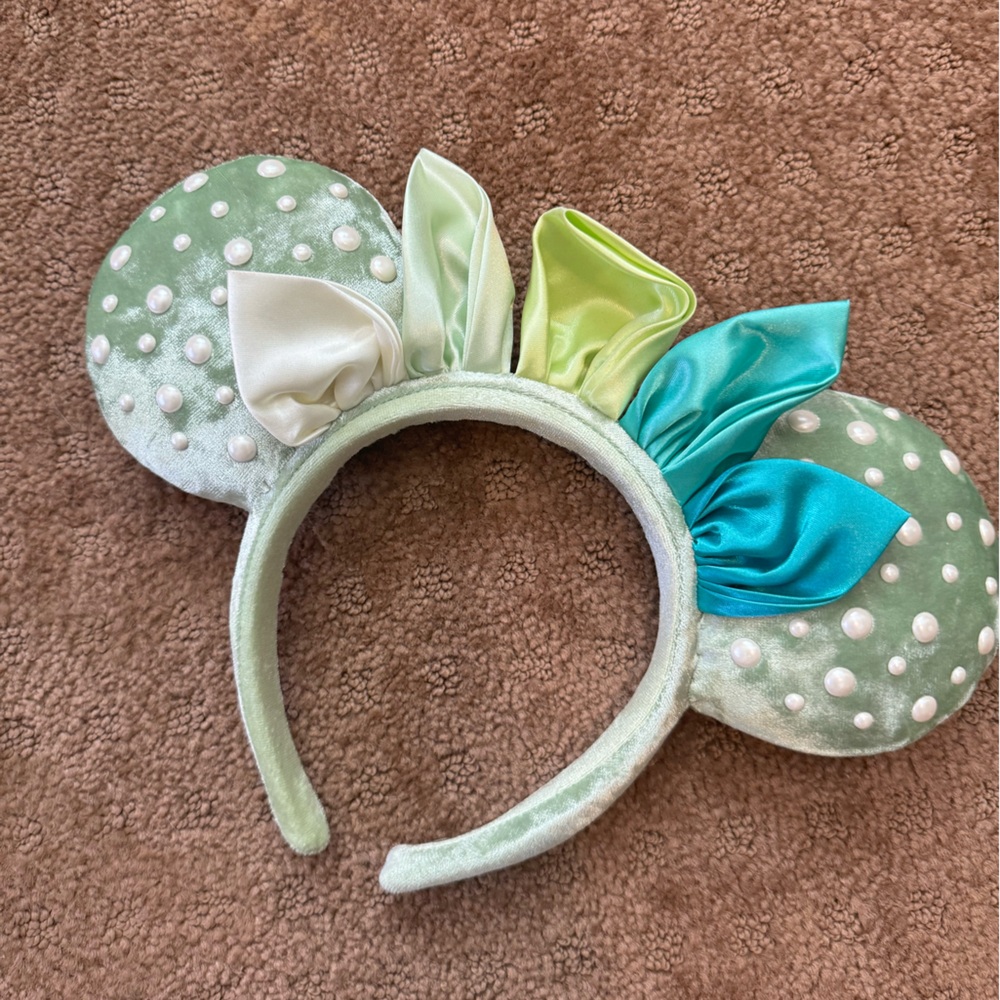 Disney Tiana’s Bayou Adventure Minnie Mickey Ears Headband
